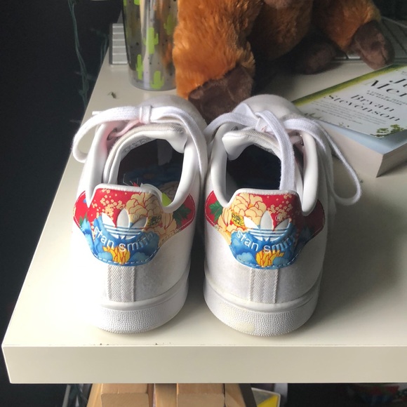Floral Stan Smiths - Picture 2 of 4
